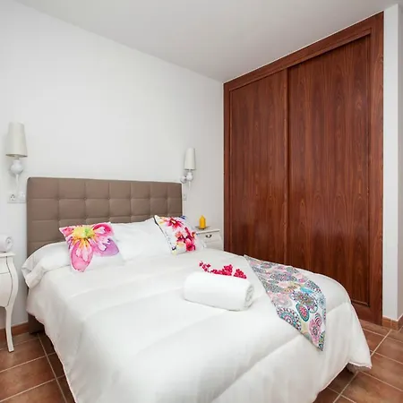 Zeus By Vacanzy Collection Villa *